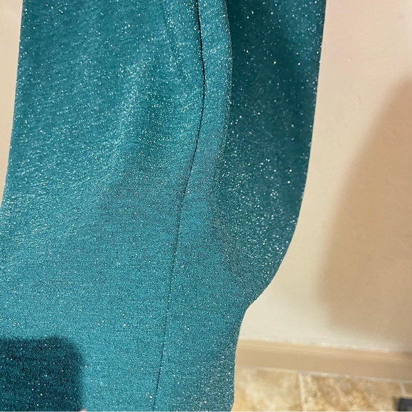 The Vanity Room  Emerald Green Dress - Picture 4 of 12